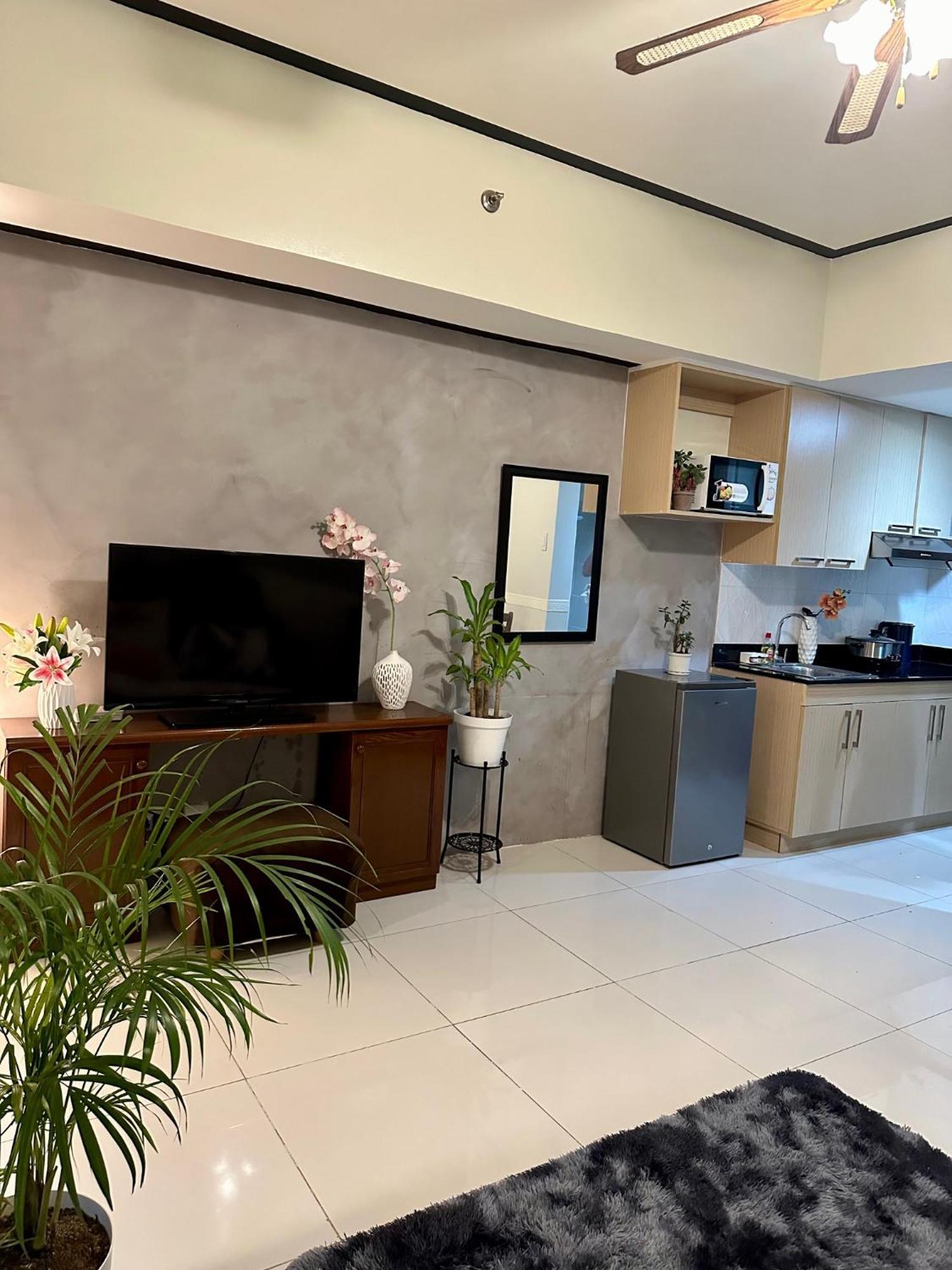 Luxury Suites At Brenthill באגויו מראה חיצוני תמונה