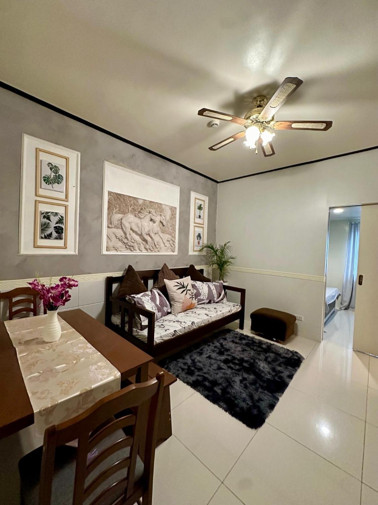 Luxury Suites At Brenthill באגויו מראה חיצוני תמונה