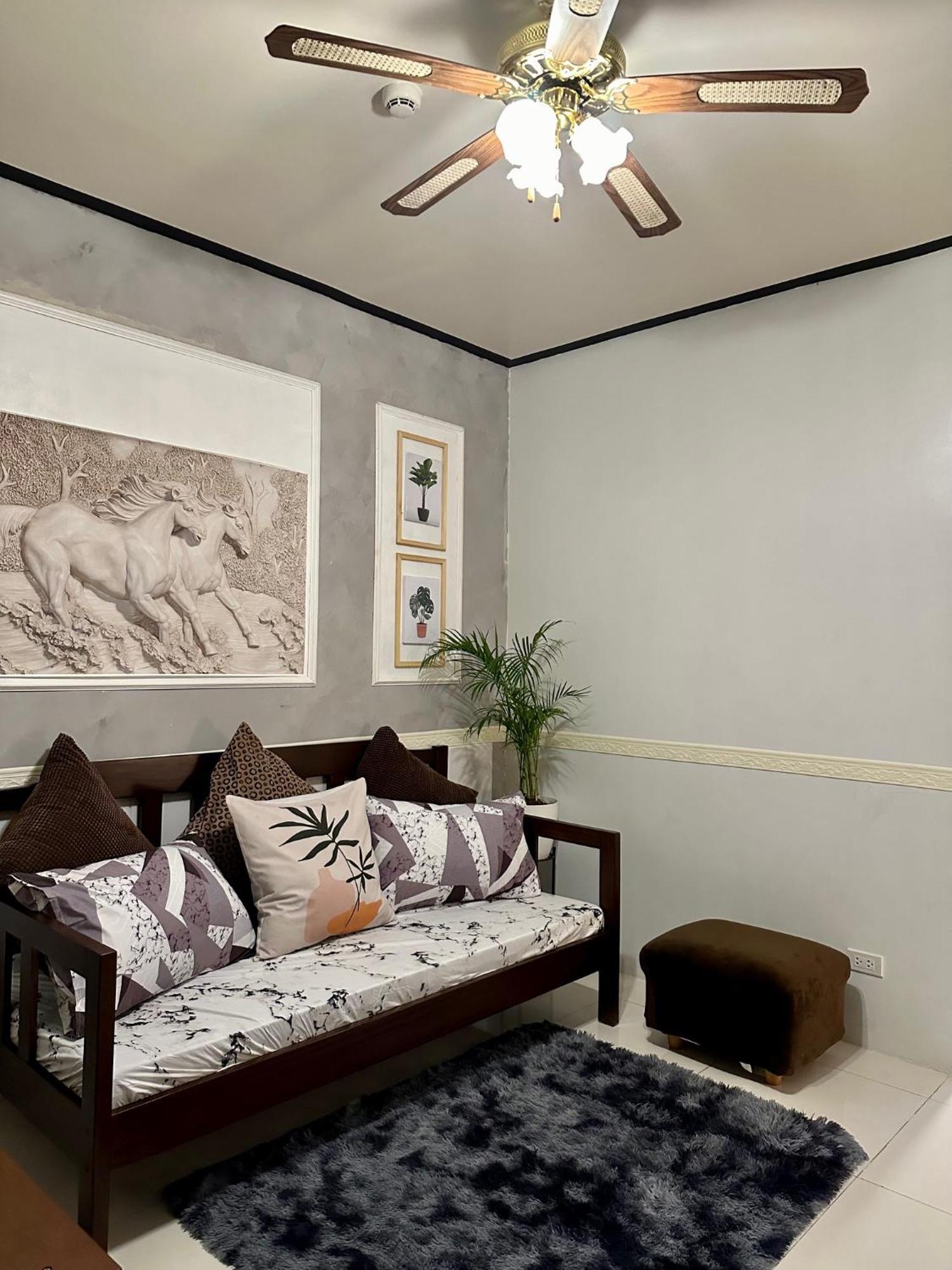 Luxury Suites At Brenthill באגויו מראה חיצוני תמונה